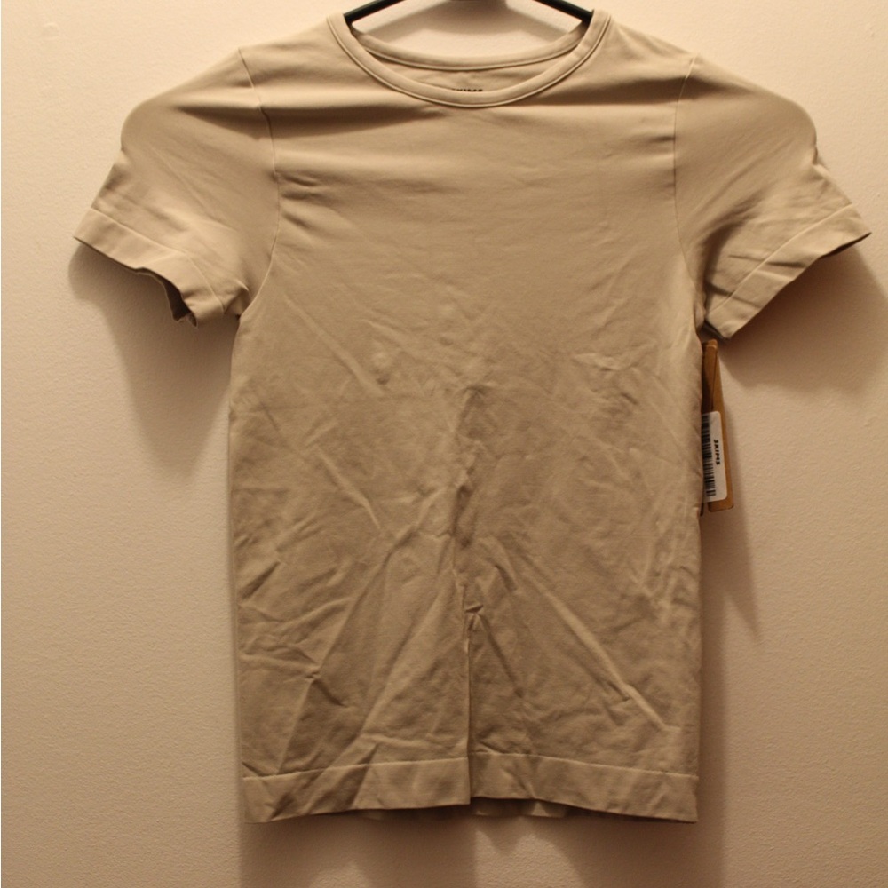 SKIMS Light Beige Soft Smoothing Seamless Tee